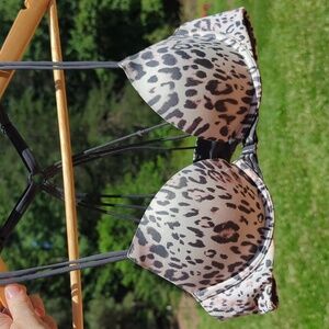 34A Victoria's Secret